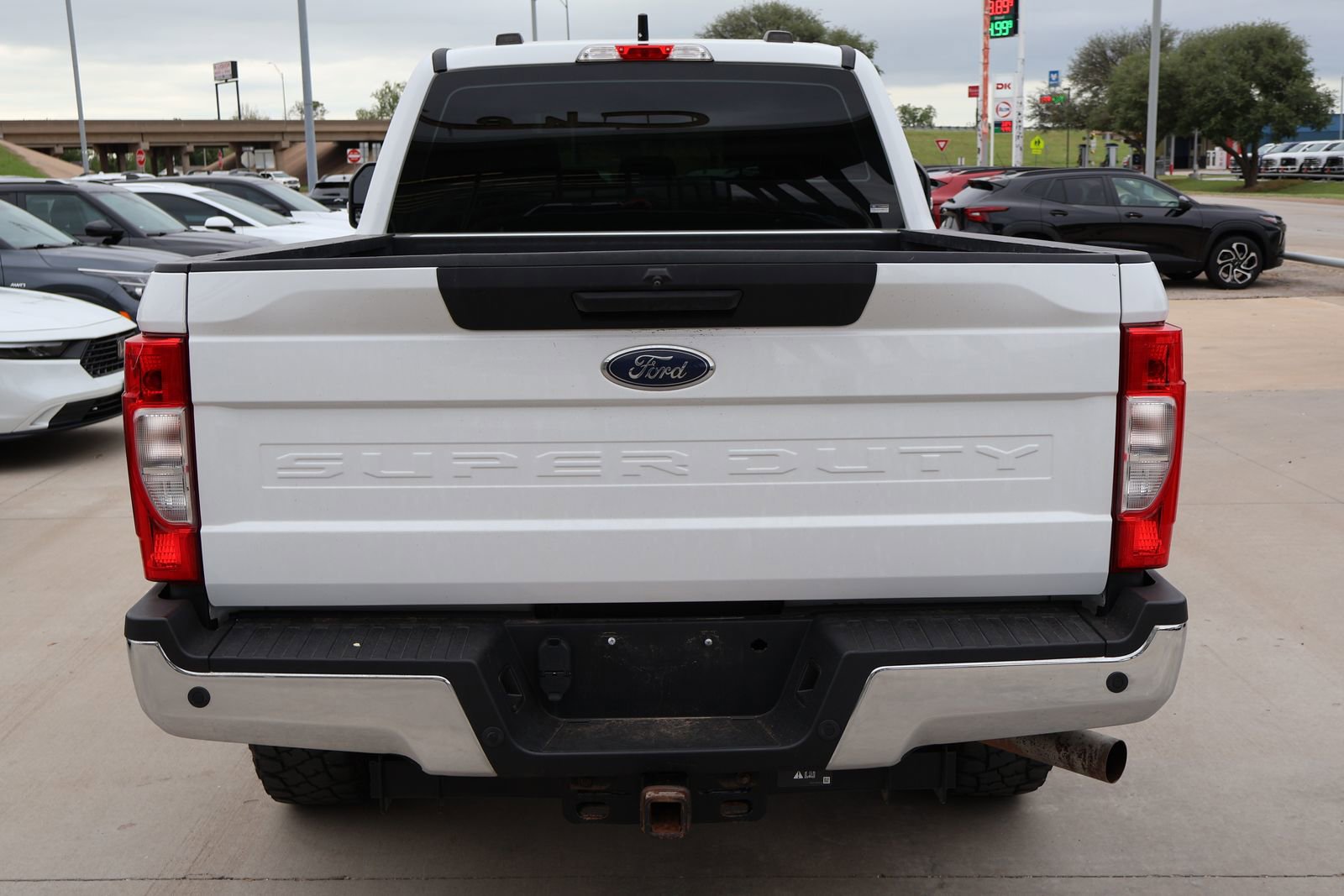 Used 2022 Ford F250 XL w/ Power Equipment Group AWD/4WD image 9