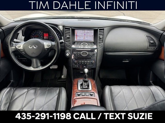 Used 2010 INFINITI FX35 AWD w/ Navigation Pkg image 2