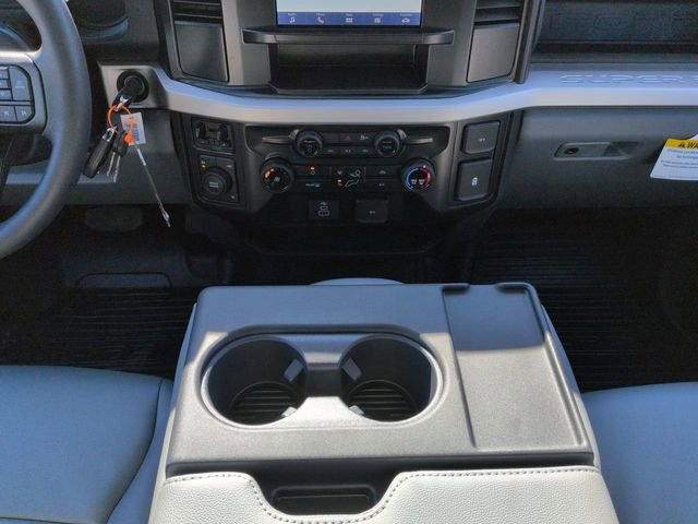 New 2026 Ford F350 XL w/ XL Chrome Package AWD/4WD image 18