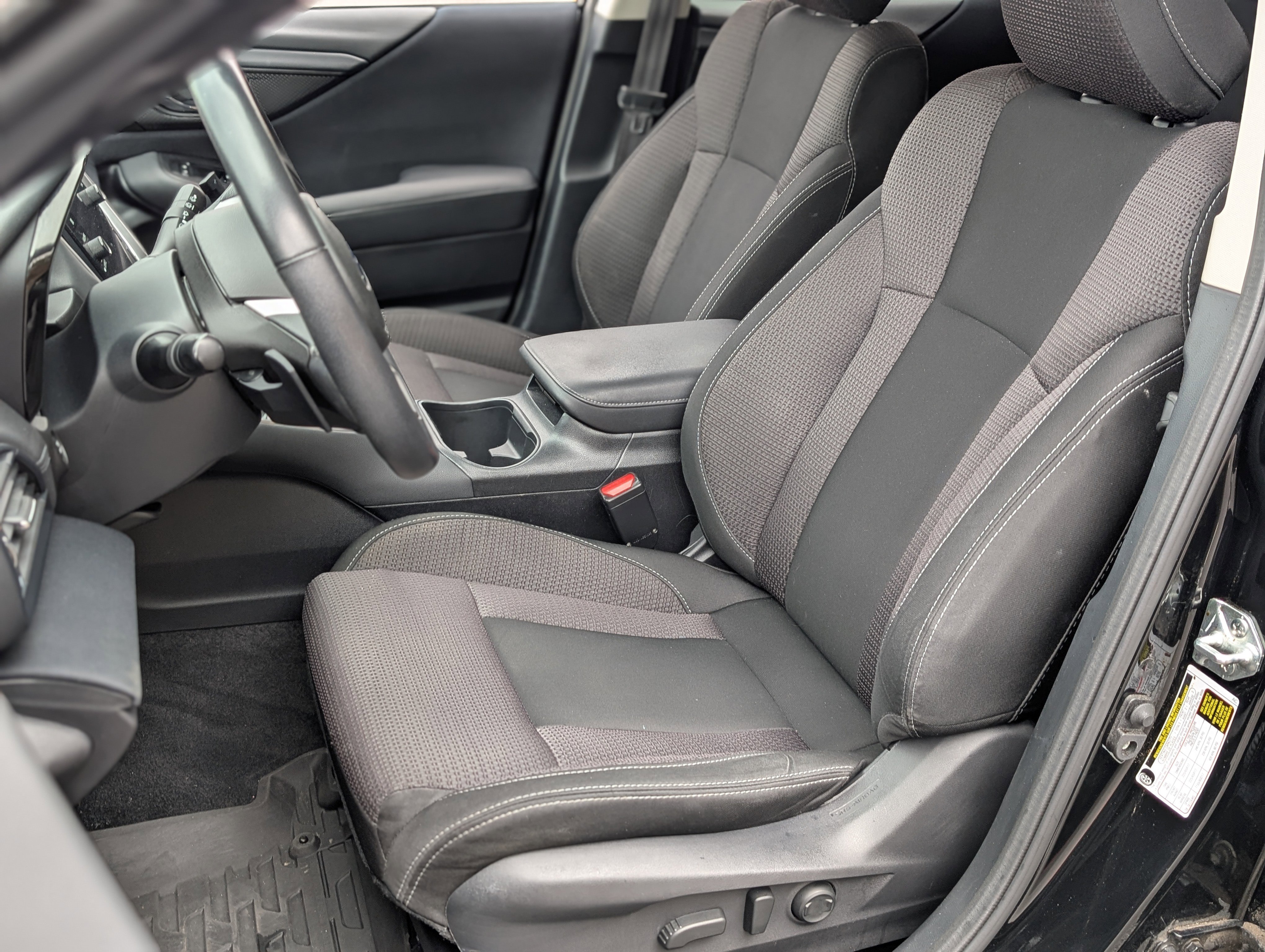 Used 2023 Subaru Outback Premium image 16