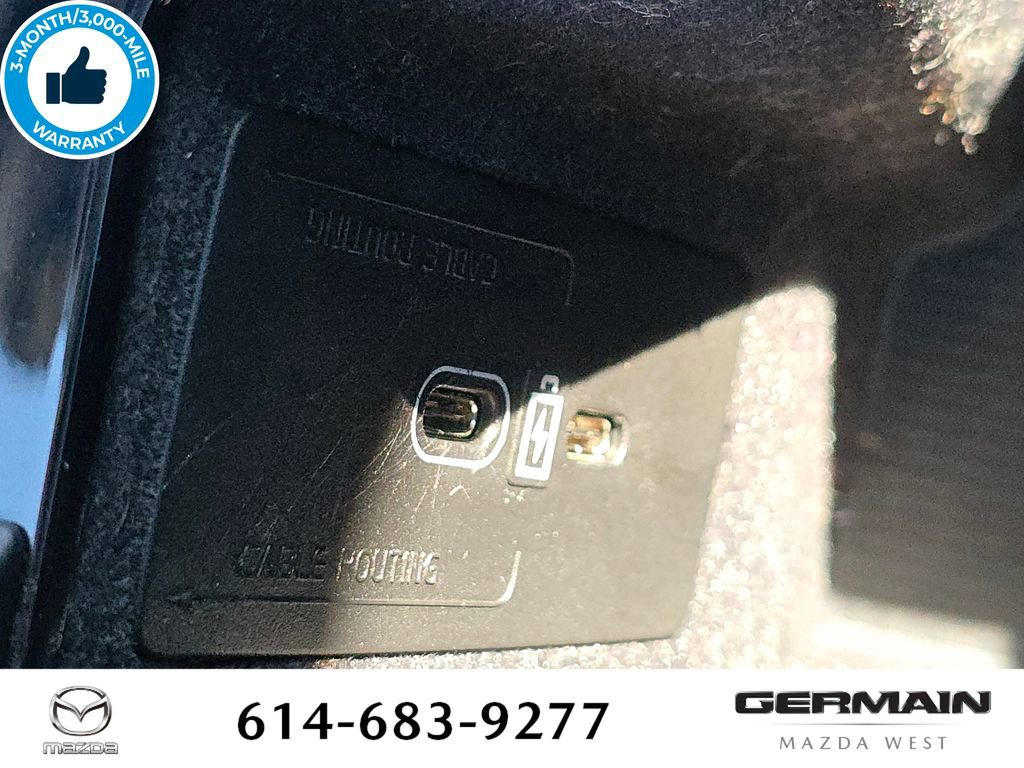 Used 2023 Volvo XC60 B5 Plus image 33