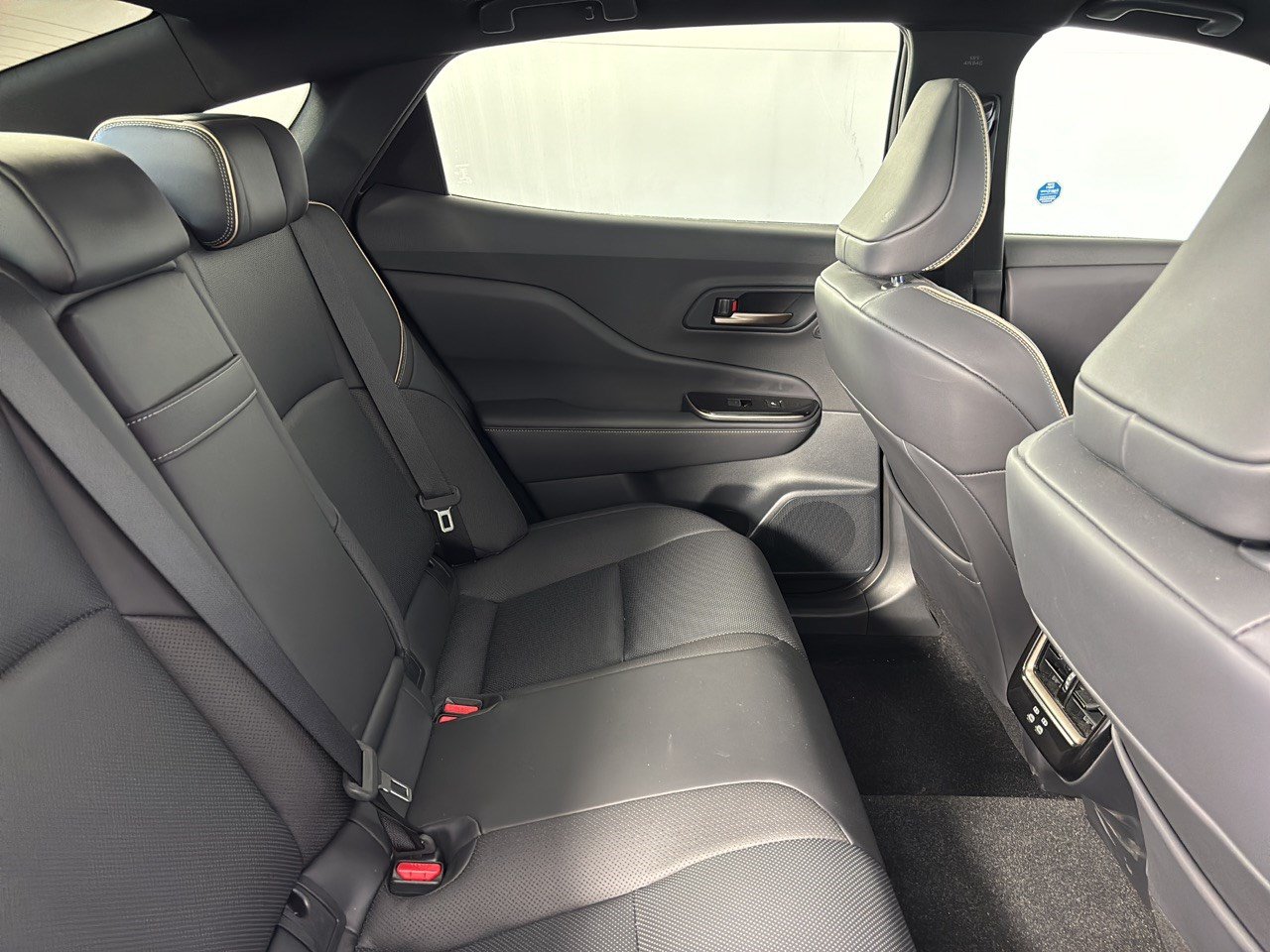 Used 2025 Toyota Crown Platinum AWD/4WD image 29
