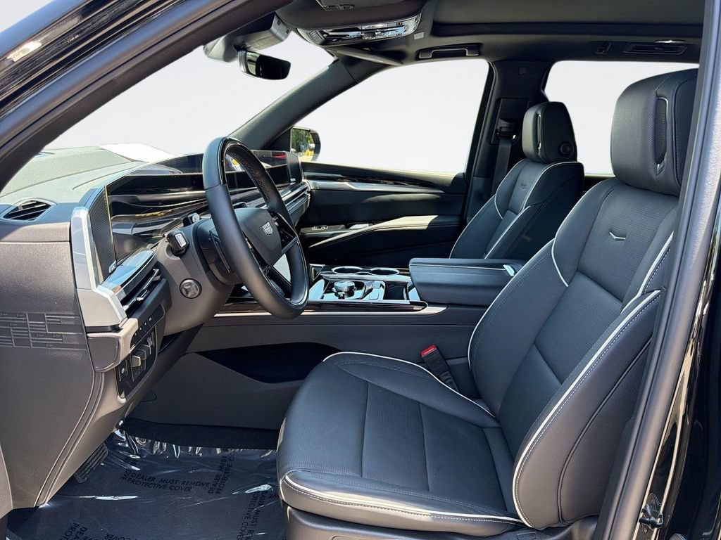 Certified 2026 Cadillac Escalade ESV Luxury AWD/4WD image 23