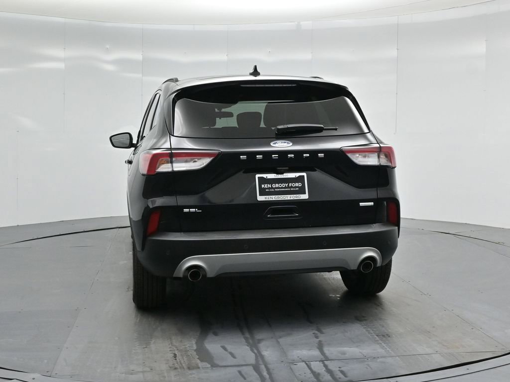 Certified 2020 Ford Escape SEL image 30
