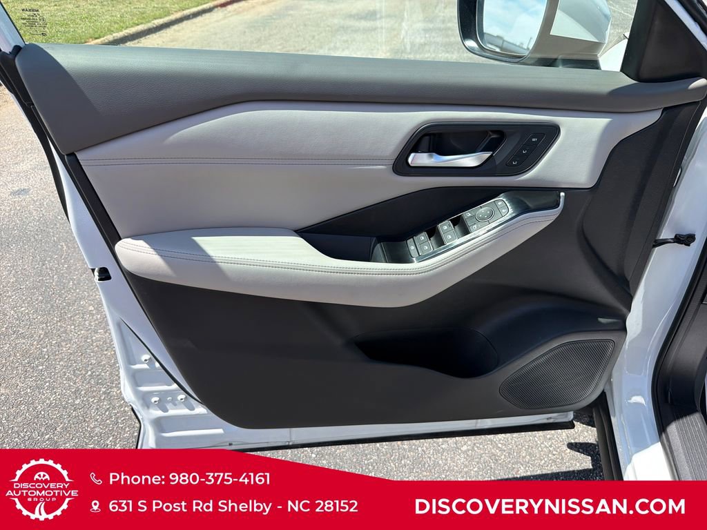 Certified 2024 Nissan Rogue SL w/ SL Premium Package FWD image 10