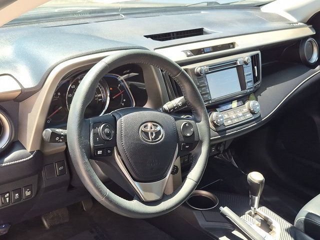 Used 2015 Toyota RAV4 Limited w/ Technology Package FWD image 12
