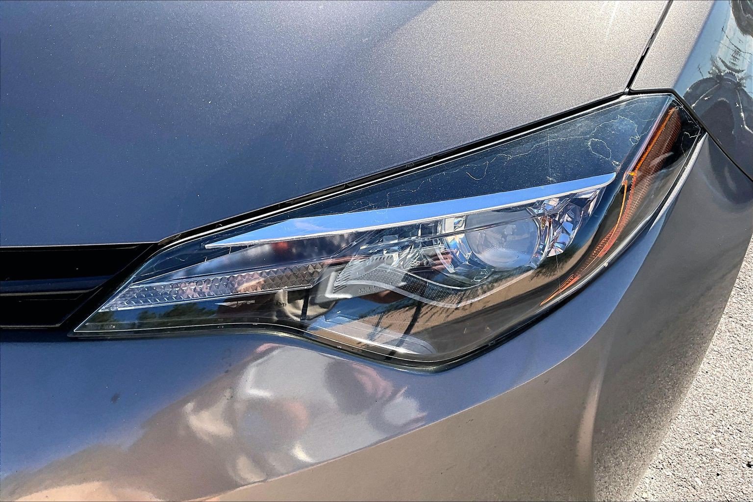 Used 2018 Toyota Corolla LE FWD image 29