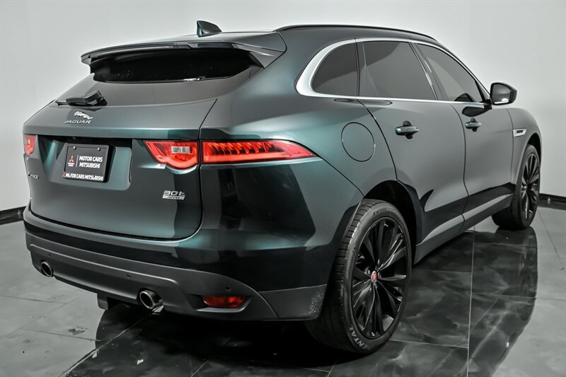 Used 2018 Jaguar F-PACE Portfolio AWD/4WD image 9