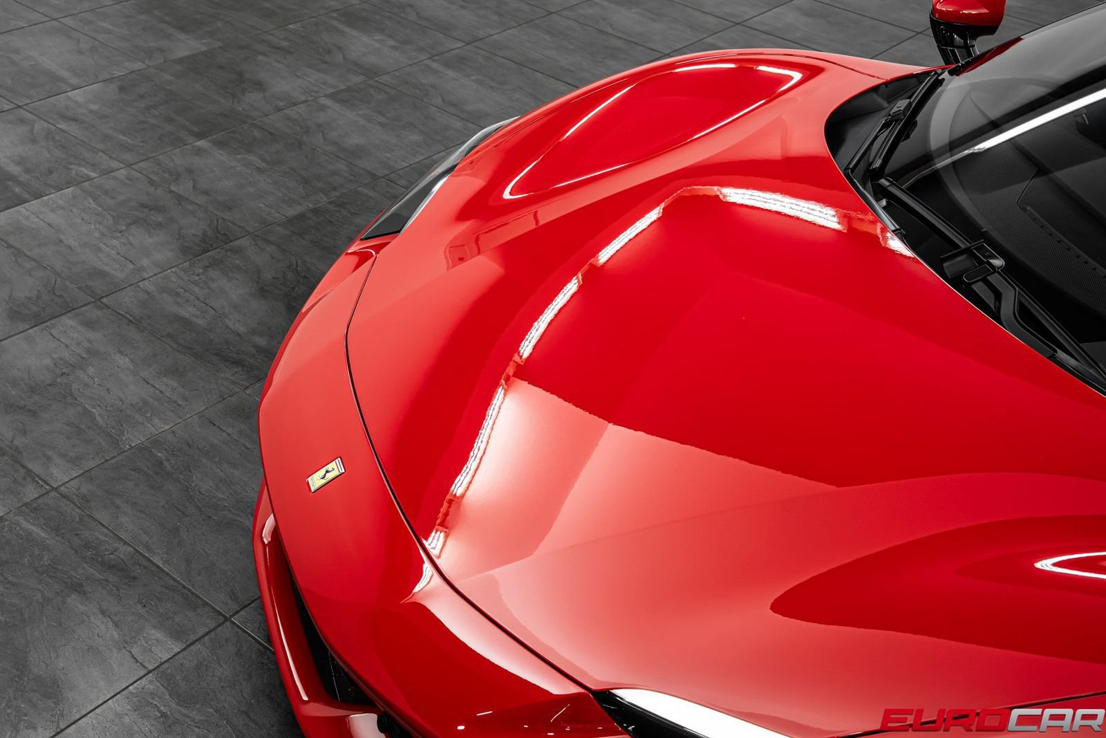 Used 2023 Ferrari 296 GTB RWD image 9