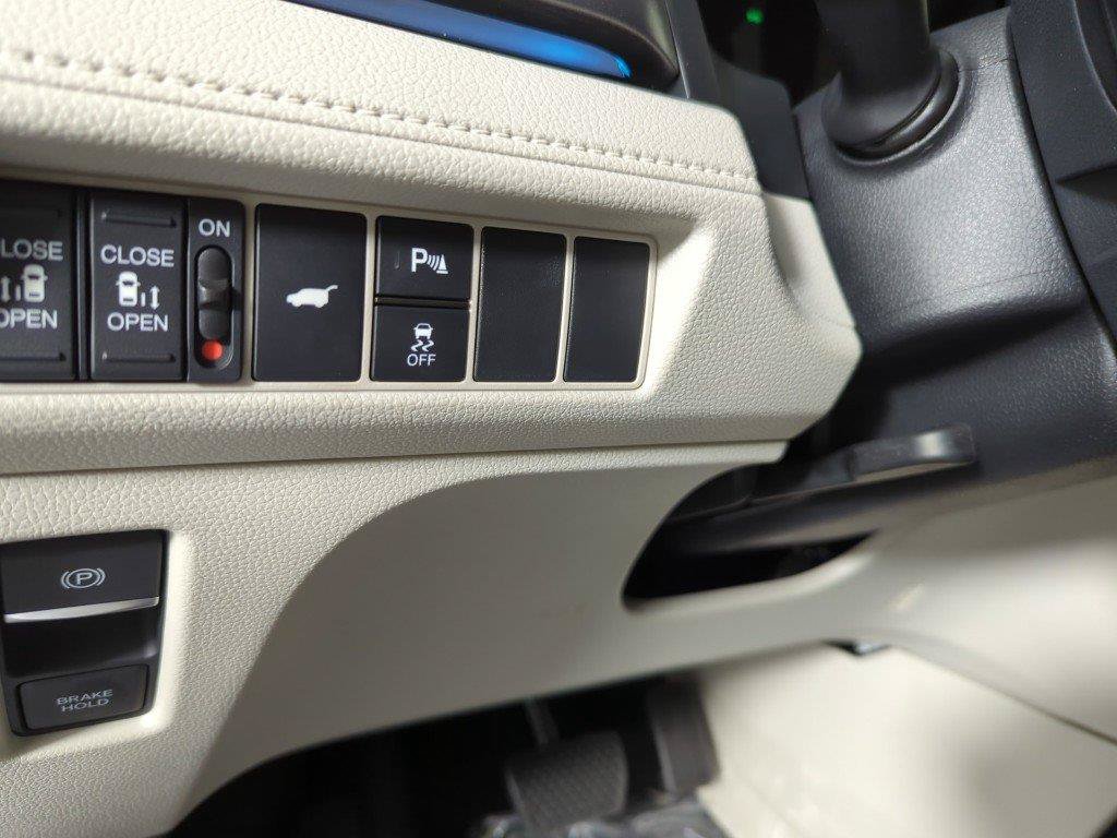 New 2026 Honda Odyssey Touring image 22