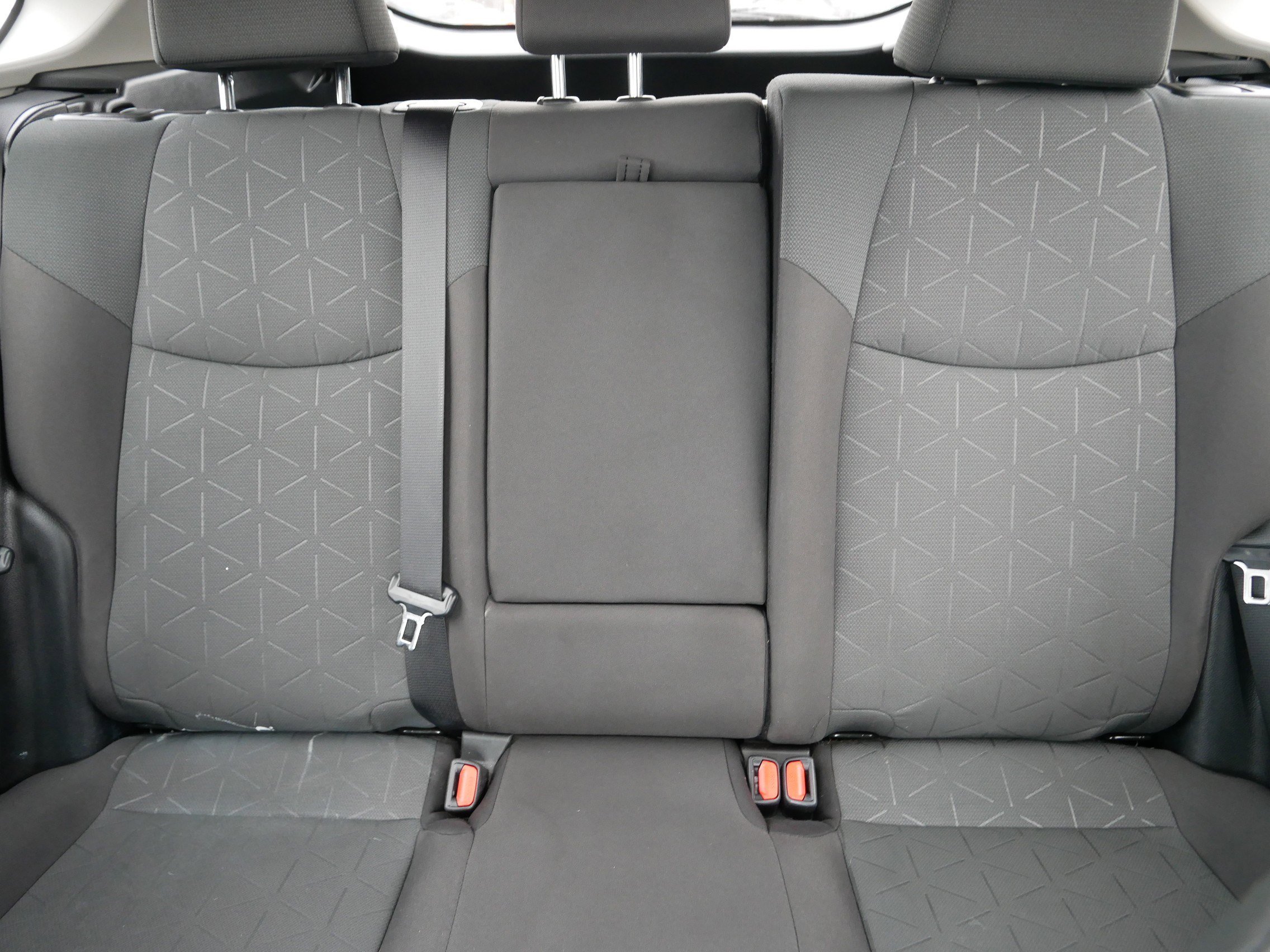 Used 2023 Toyota RAV4 XLE w/ Convenience Package image 13