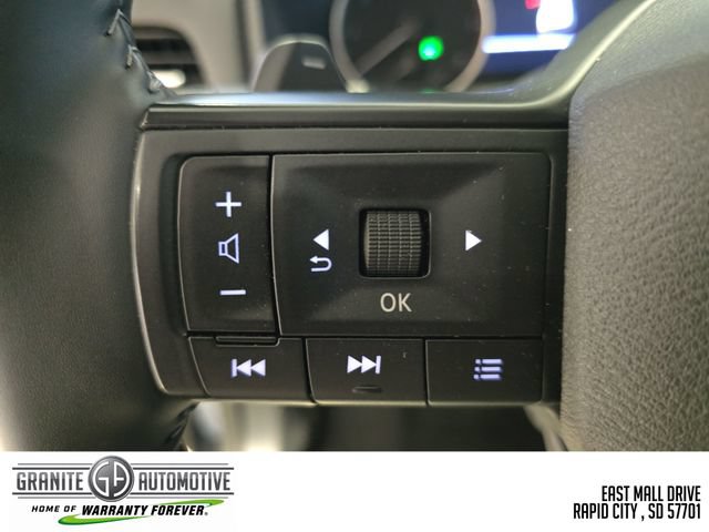 Used 2026 Nissan Rogue SV AWD/4WD image 32