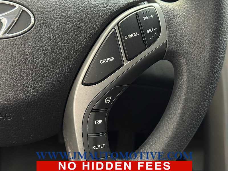 Used 2016 Hyundai Elantra GT image 35