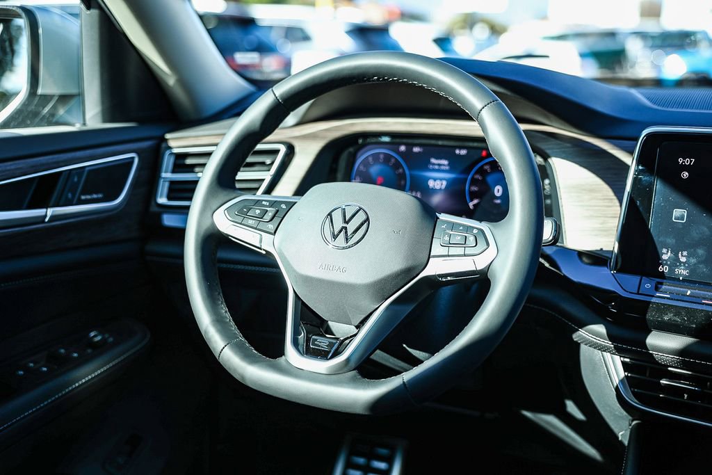 New 2026 Volkswagen Atlas SEL Premium R-Line image 30