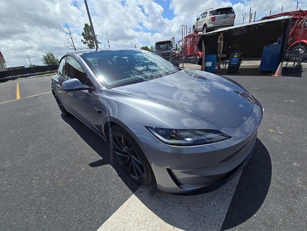 Used 2024 Tesla Model 3 Performance image 3