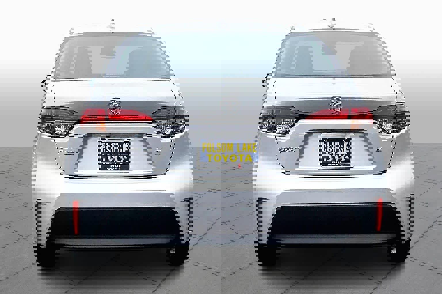 Used 2024 Toyota Corolla LE image 4