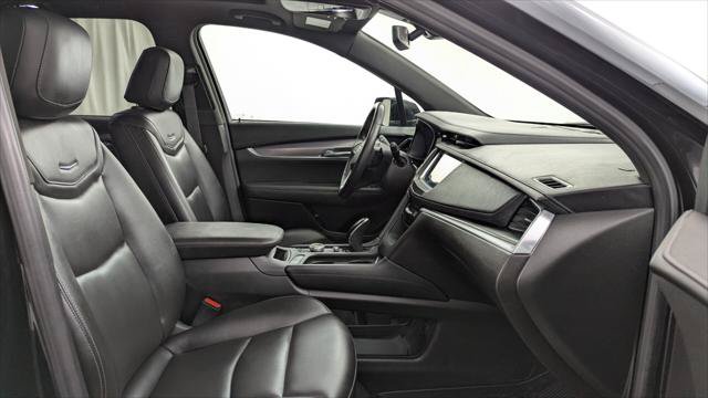 Used 2024 Cadillac XT6 Luxury w/ LPO, Floor Liner Package AWD/4WD image 23