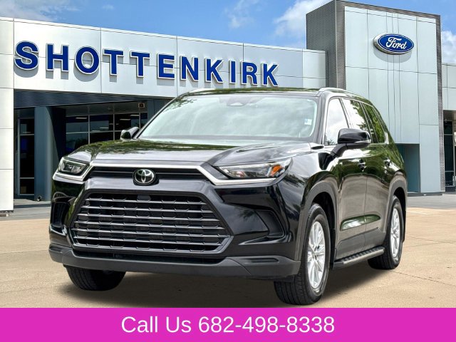 Used 2025 Toyota Grand Highlander AWD image 3