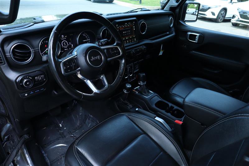 Used 2022 Jeep Wrangler Unlimited Sahara w/ Cold Weather Group image 7