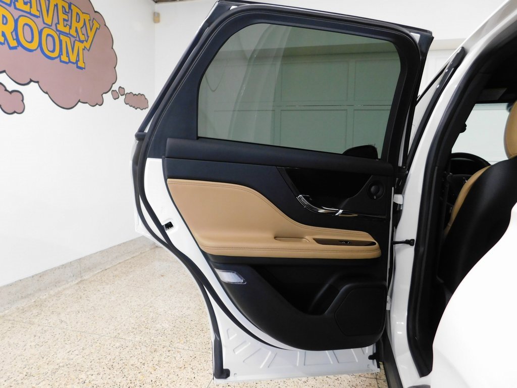 Used 2021 Lincoln Corsair Reserve image 80