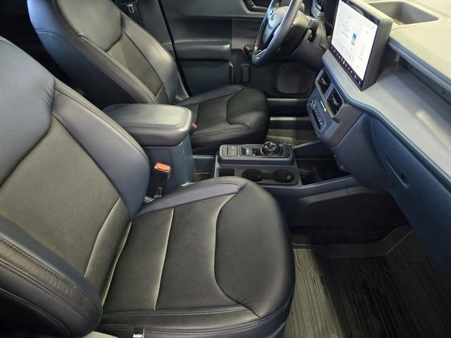 Certified 2025 Ford Maverick XLT w/ Equipment Group 301A image 17