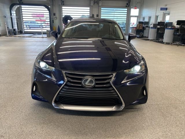 Used 2017 Lexus IS 300 300 w/ Premium Package image 2