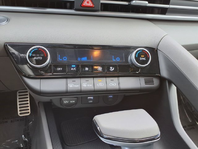 Used 2026 Hyundai Elantra Sport FWD image 25