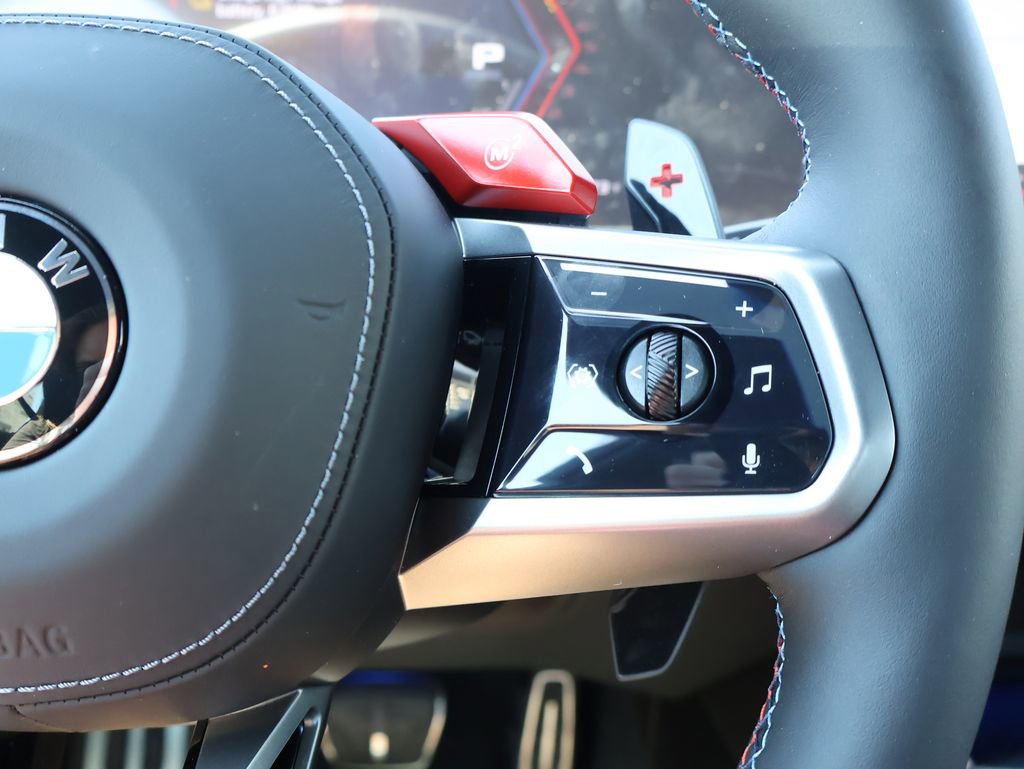 New 2026 BMW M5 w/ Executive Package image 37
