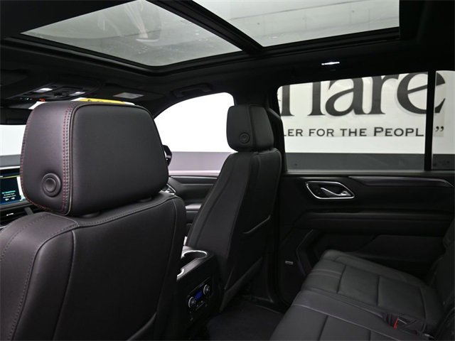 Used 2024 Chevrolet Suburban RST w/ Luxury Package image 26