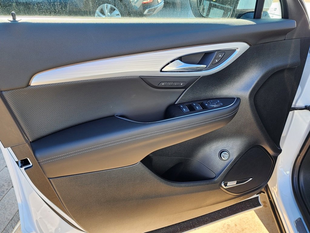 New 2026 Buick Envision Avenir image 13