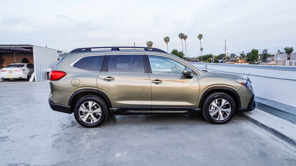 Used 2025 Subaru Ascent Premium AWD/4WD image 13