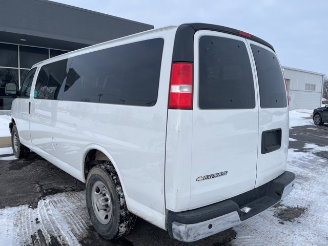 Used 2023 Chevrolet Express 3500 LT w/ LT Preferred Equipment Group image 3