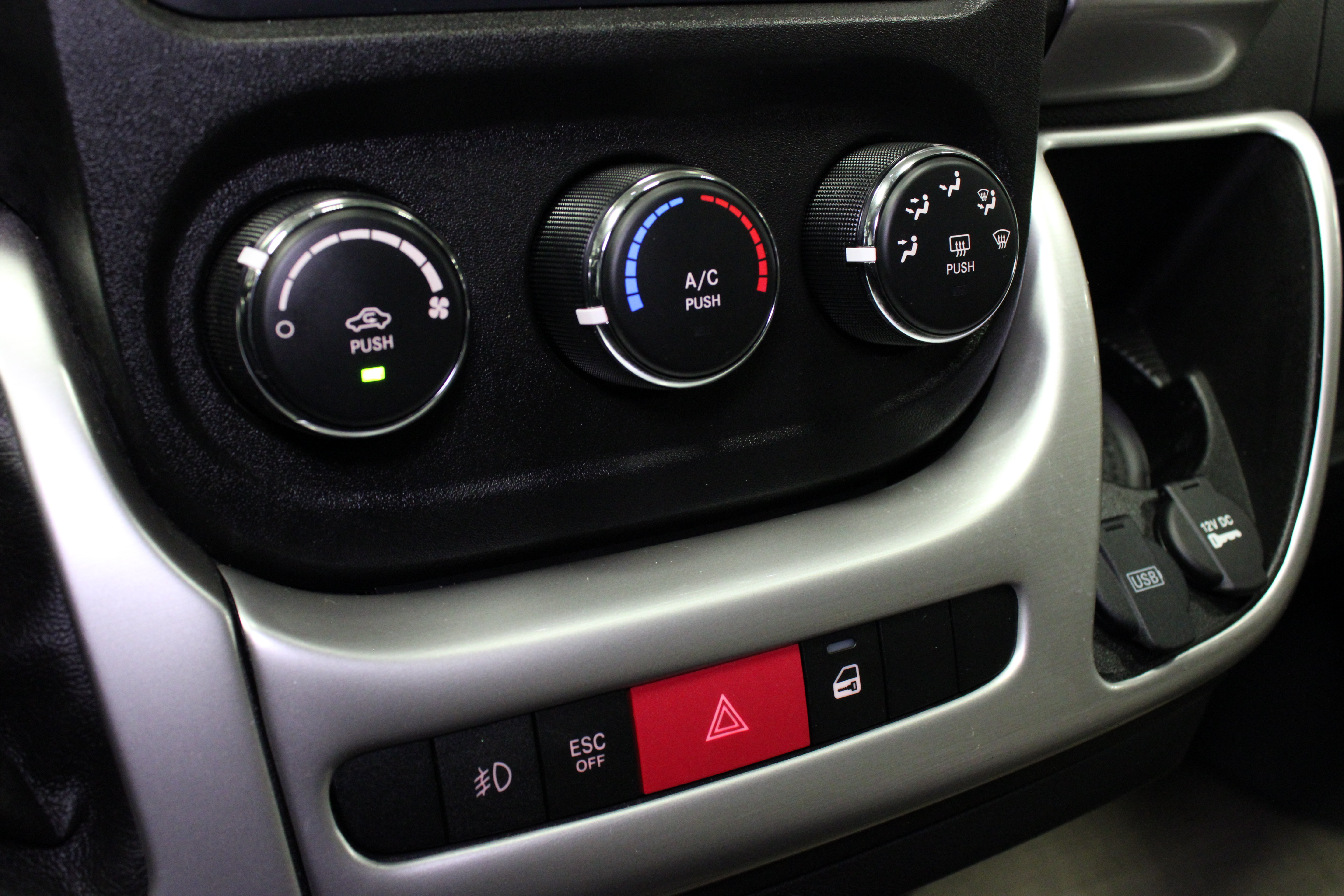 Used 2021 RAM ProMaster 1500 w/ Convenience Group FWD image 30