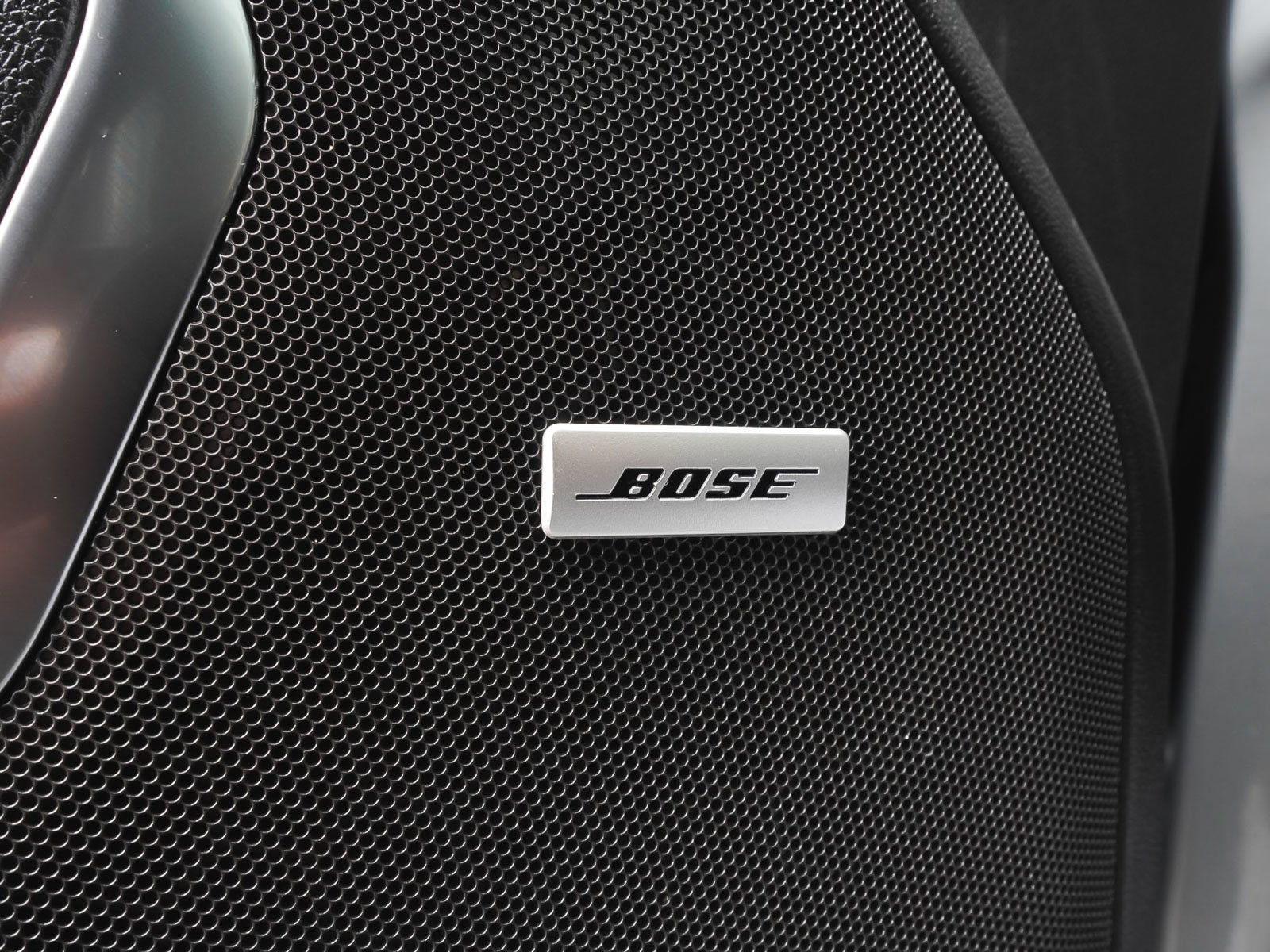 Used 2024 Chevrolet Tahoe LT w/ LT Signature Plus Package image 11