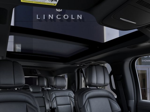 New 2027 Lincoln Navigator Reserve w/ Jet Appearance Package AWD/4WD image 22