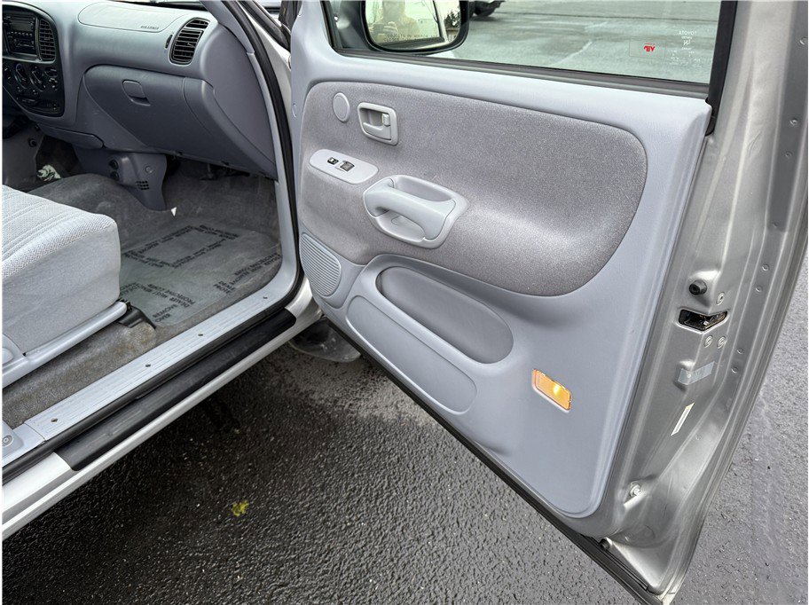 Used 2002 Toyota Tundra SR5 image 14