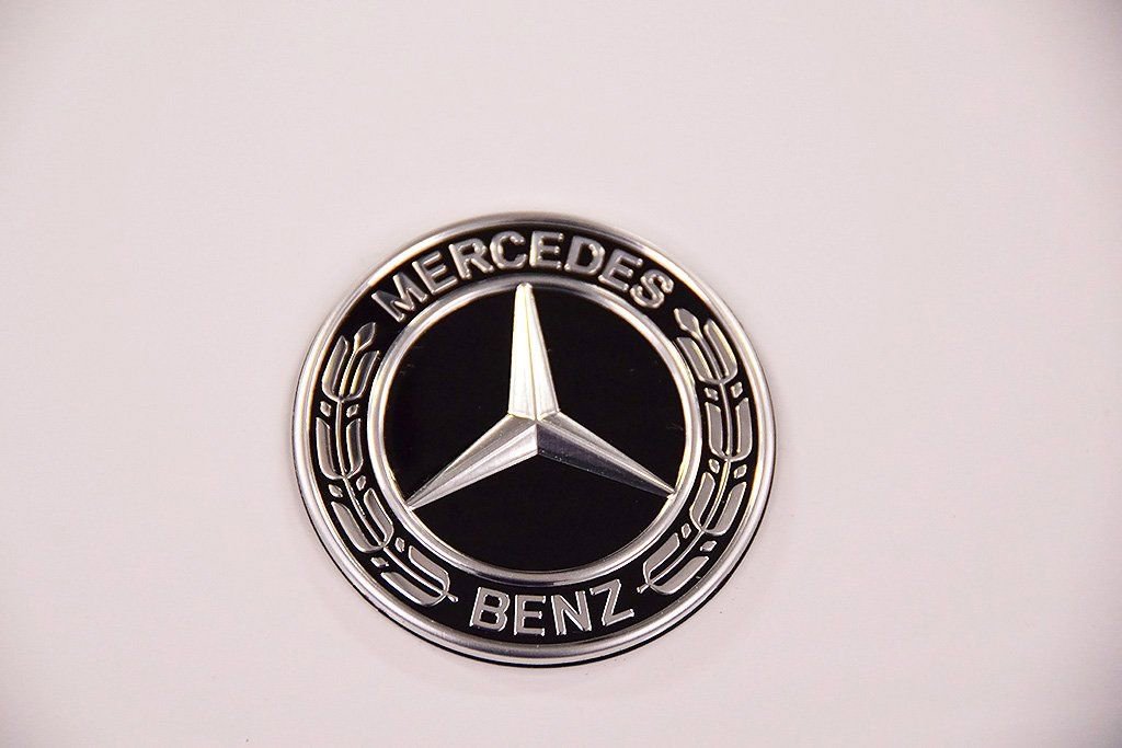 Used 2025 Mercedes-Benz GLS 580 4MATIC image 38