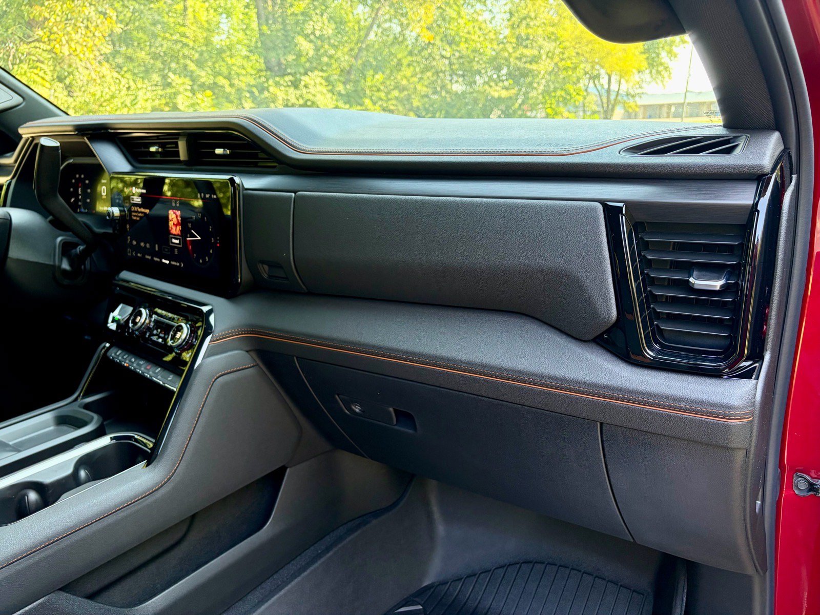 New 2026 GMC Sierra 2500 AT4 AWD/4WD image 22