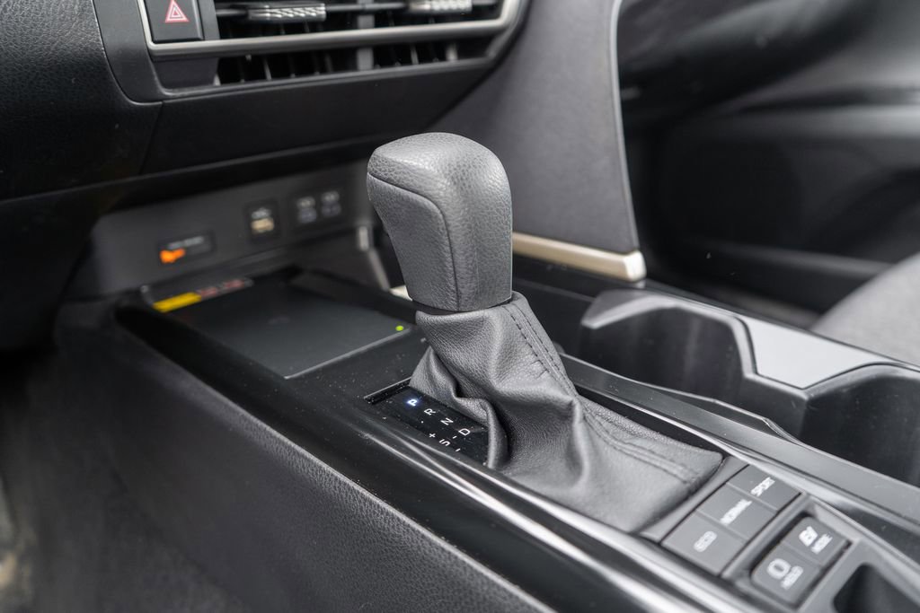 Used 2025 Toyota Camry LE FWD image 25
