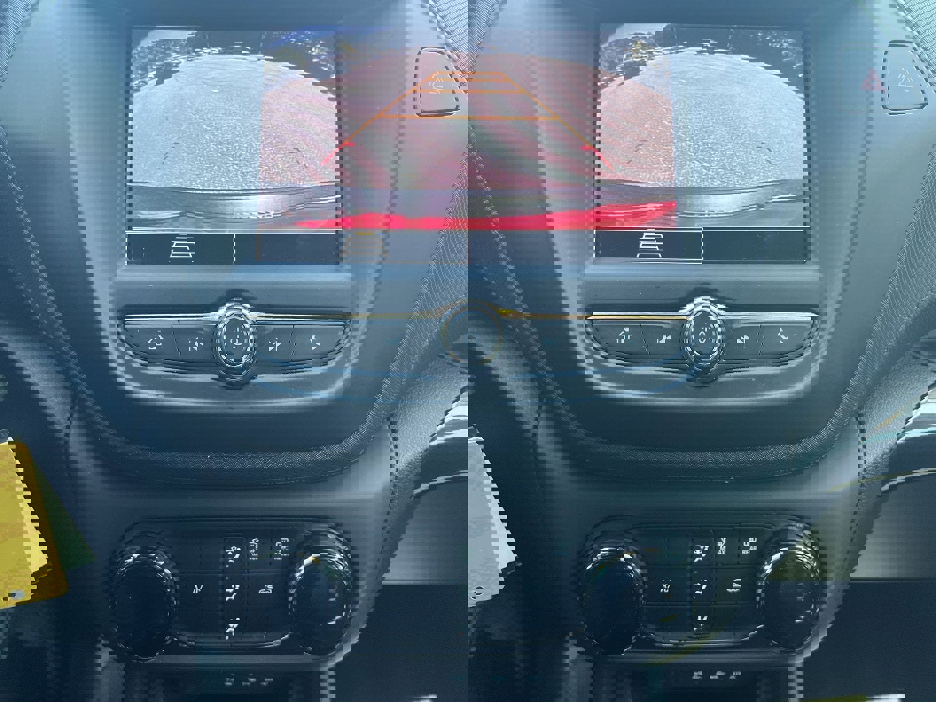 Used 2021 Chevrolet TrailBlazer LS image 4