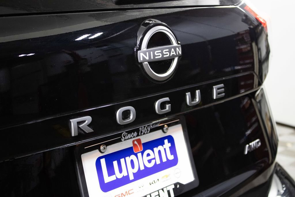 New 2026 Nissan Rogue SV w/ Cold Weather Package image 27
