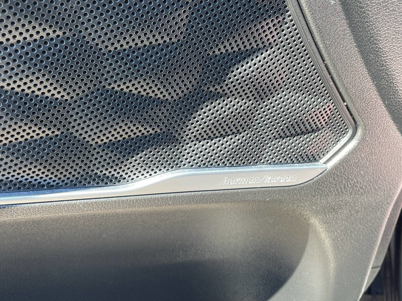 Used 2021 Hyundai Santa Fe SEL w/ Convenience + Premium Package image 7