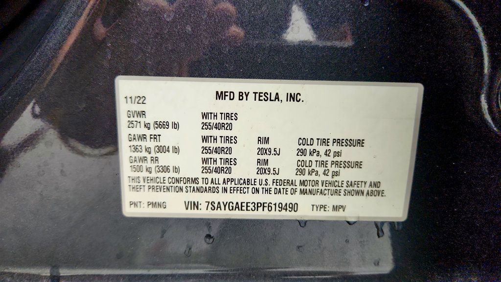 Used 2023 Tesla Model Y Long Range AWD/4WD image 24