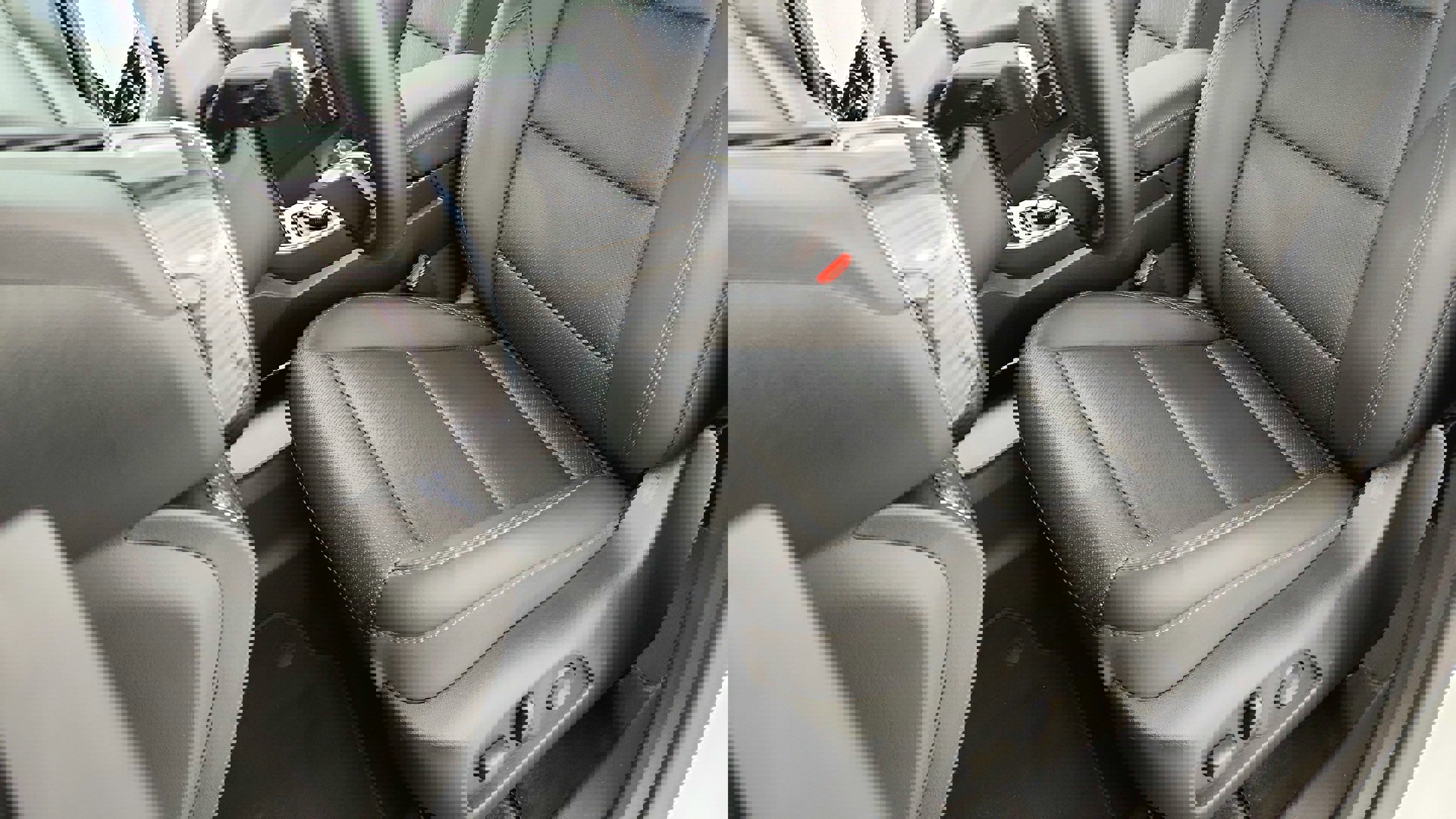 New 2026 Chevrolet Equinox LT w/ Convenience Package II image 23