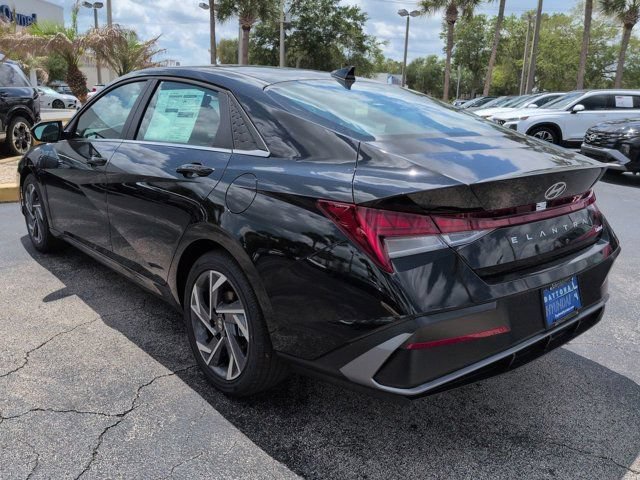 New 2026 Hyundai Elantra Limited FWD image 6