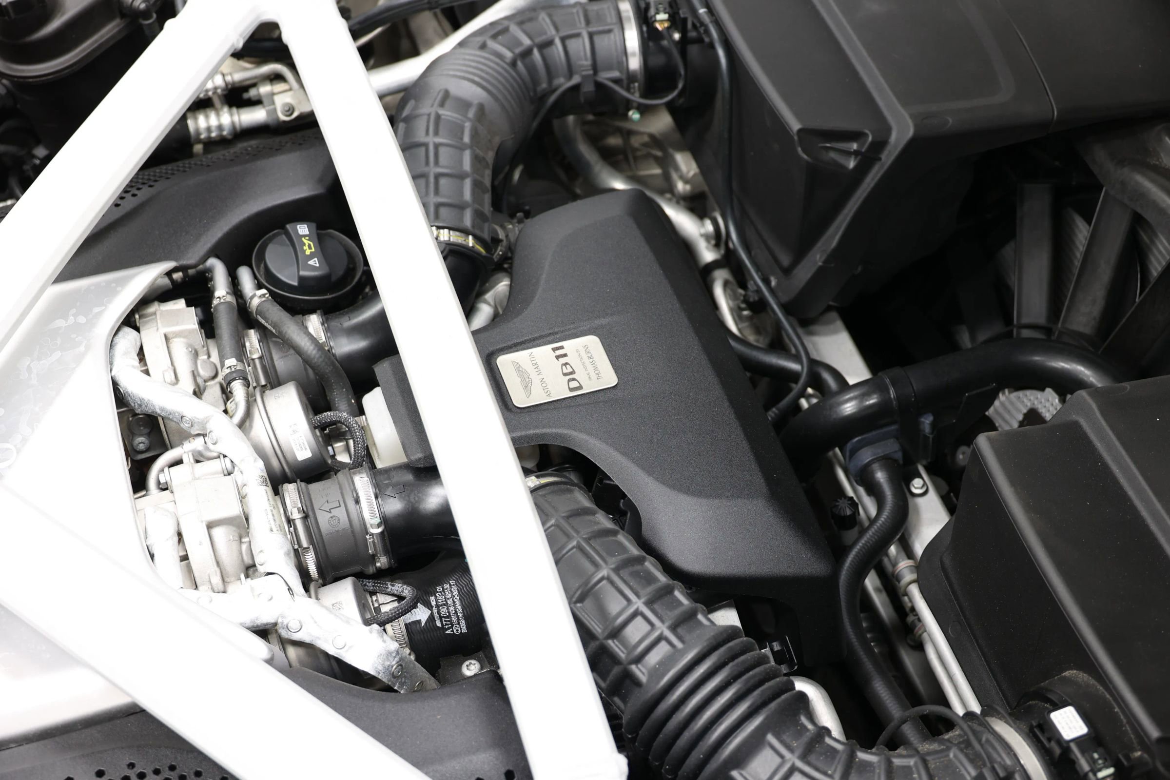 Used 2018 Aston Martin DB11 Coupe image 83