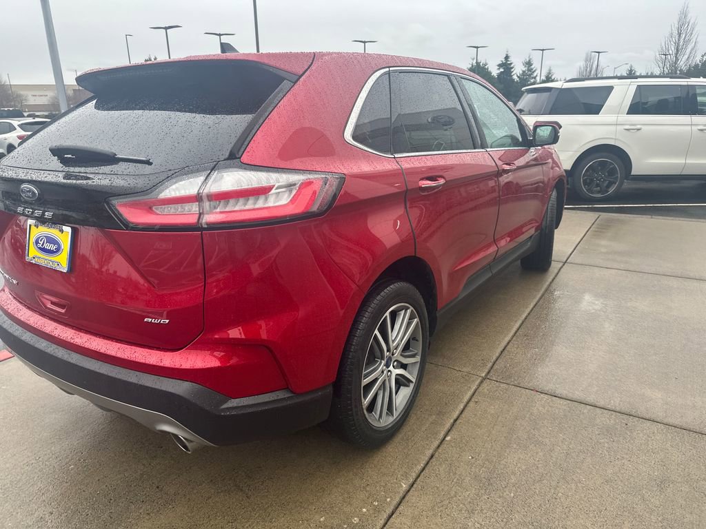 Used 2022 Ford Edge Titanium image 4