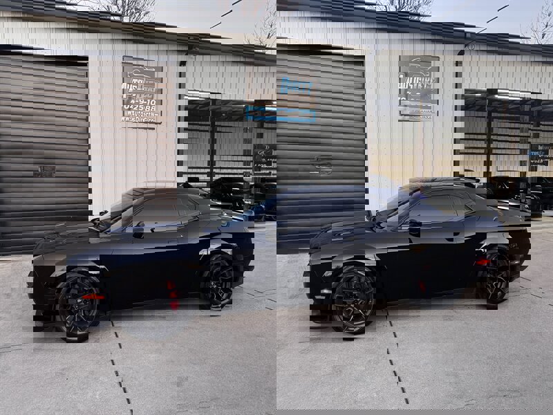 Used 2019 Dodge Challenger R/T Scat Pack w/ Widebody Package image 3