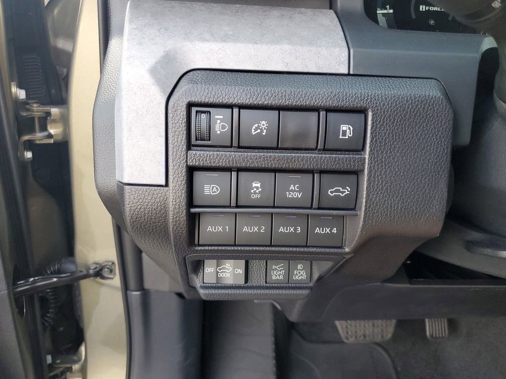 New 2025 Toyota Tacoma Trailhunter image 29