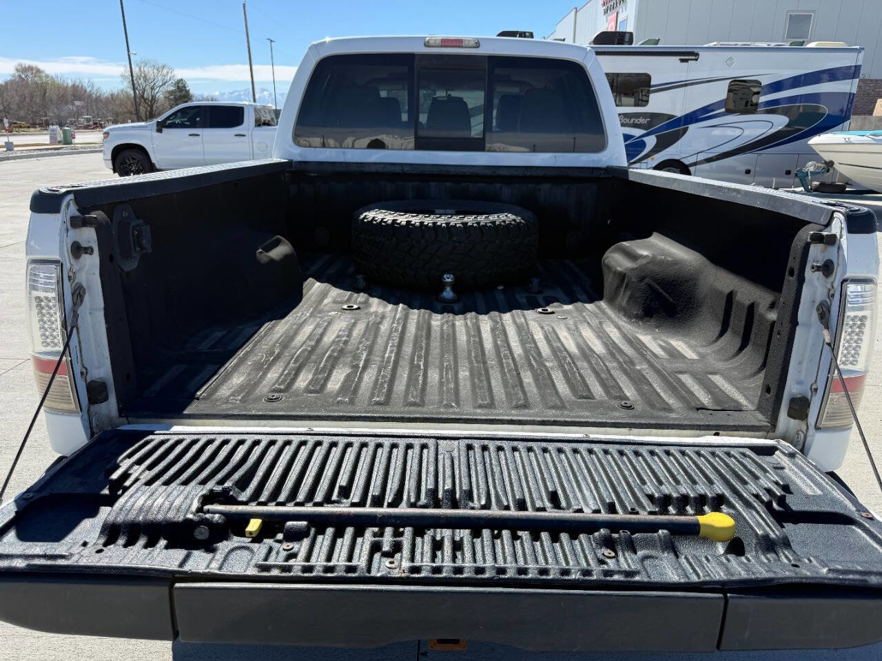 Used 2012 Ford F350 Lariat w/ FX4 4X4 Off-Road Pkg image 12